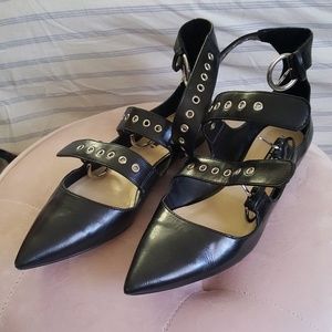 Zara basic Black Buckle / Strap Pointed Flats